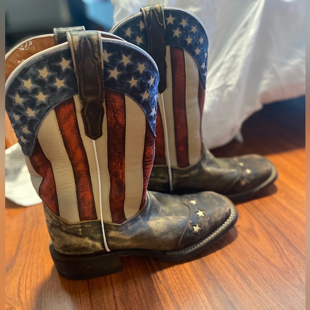 Women’s Dan post boots